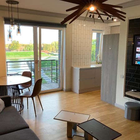 Riverside Apartment Self Check-In Klaipėda Dış mekan fotoğraf
