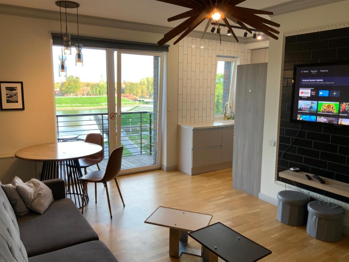 Riverside Apartment Self Check-In Klaipėda Dış mekan fotoğraf